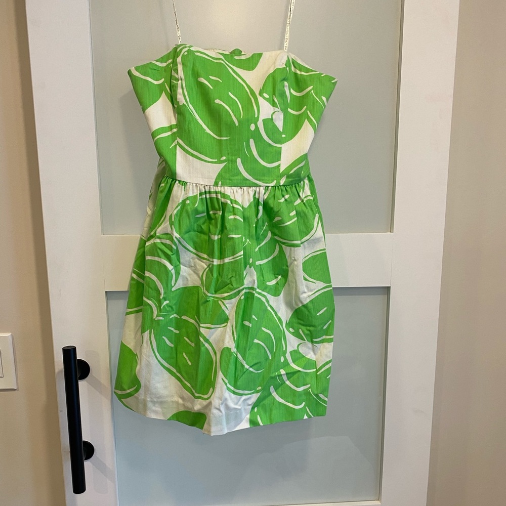 Lilly Pulitzer size 6 strapless dress